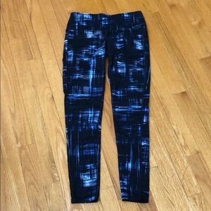 EUC Athleta full length yoga pants size S
